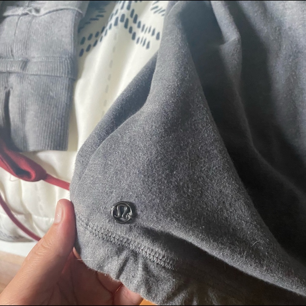 Lululemon Jacket - Picture 6 of 6